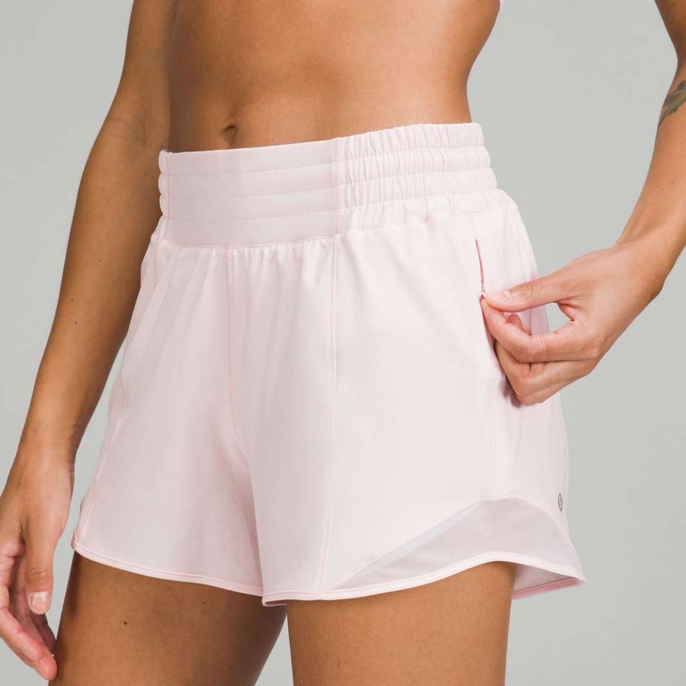 Lululemon Hotty Hot LR Short 4” Strawberry Milkshake Pink 4